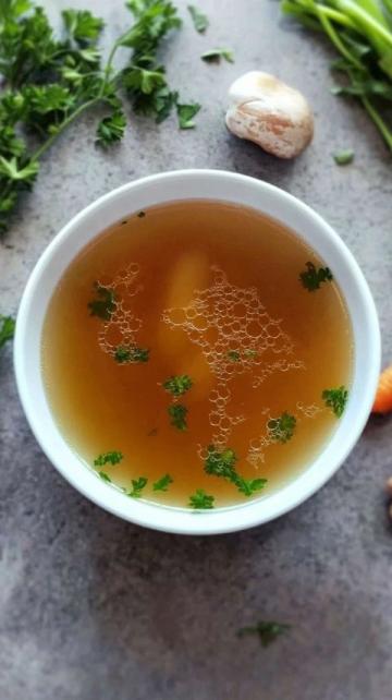揭秘燜羊肉的美味秘訣:慢燉的藝術與調料搭配指南
