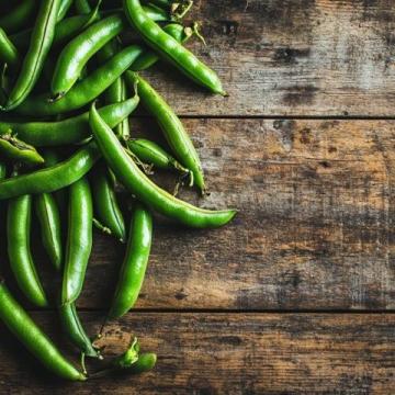 臘肉的最佳搭檔：燉豆角、炒荷蘭豆還是泡椒滾豆角？