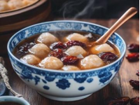 傳統(tǒng)中式美食糊羹：鮮美濃稠，深受喜愛