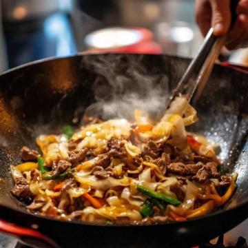 農(nóng)家小炒究竟先炒肉還是先炒青椒？