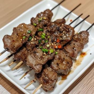 河南特色美食:烙饃卷羊肉串