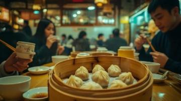 徐州人公認(rèn)的早餐店,馬市街饣它湯、鍋貼和八股油條絕了!