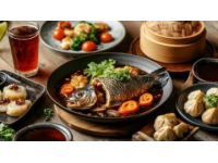 昆明羅非魚火鍋品鑒指南：與好友地鐵旁60元享2.2公斤美食盛宴