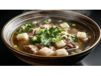 春季美食大賽西湖牛肉羹這道美食我第一次喝的時(shí)候是在杭州旅游的的時(shí)