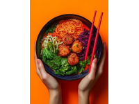 一碗福青，山城即視感，綠色招牌，紅色字體，有一種上世紀九十年代的調調