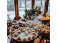東北冬日美食：酸菜血腸燉煮教程，傳承年味溫暖滋味！
