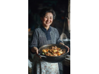 60歲農村婦女靠拍美食視頻賺1800萬年收入