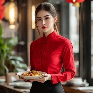 曹云金開封演出后嘗鮮當(dāng)?shù)孛朗常瑵M載滿足感與感激之情