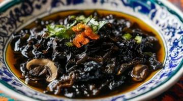 家里炒腰花容易嗎?這道菜到底是怎么做的?看完視頻后,您可以輕松制作出鮮香爽脆和不腥不柴的醬爆腰花。