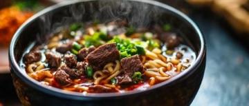 如何制作美味牛雜面的牛雜部分？
