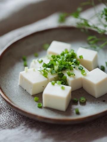 貴州傳統(tǒng)美食:灰豆腐的意外誕生與發(fā)展歷程