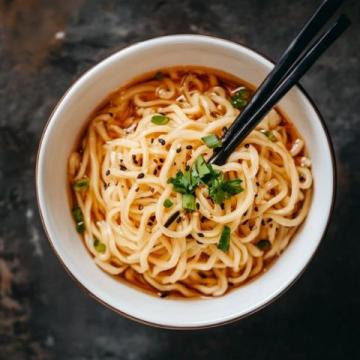 一碗奧灶面里的南北風(fēng)味交融