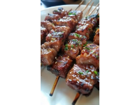 新疆羊肉串美食(新疆羊肉串)