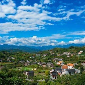 探秘西吉火石寨:神秘丹霞地貌與西北風(fēng)光之旅