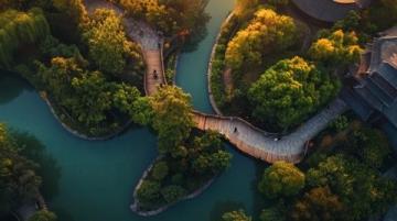 烏鎮(zhèn)宛如現(xiàn)實(shí)版楚門(mén)世界:古老與現(xiàn)代交織的迷人魅力