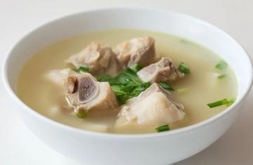 如何燉制營養美味的老鴨湯?步驟詳解在這里
