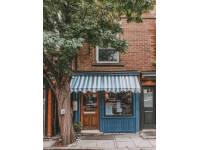 藏于小巷深處的秘境美食店，小門臉里有大不同。