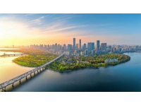 沈陽這座充滿魅力的都市，既有悠久歷史文化，又有現(xiàn)代都市氣息；一天時(shí)間玩轉(zhuǎn)沈陽，不妨嘗試以下行程！