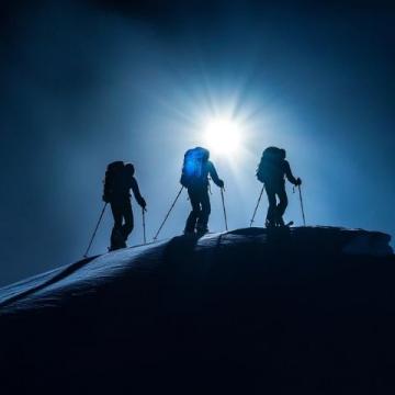 鑒別高原反應的小知識登山者在高海拔地區的3大身體表現!