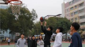 河北聯邦外國語學校初中部舉辦學科知識趣味競賽,激發學生學習熱情