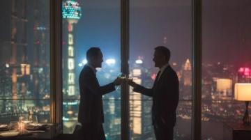 夜幕下的閱江樓與江風(fēng)中的游輪體驗(yàn)