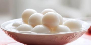 陵川縣傳統美食:焦炸丸子湯與美味包子的早餐盛宴