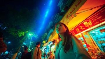 深圳南山夜市美食熱鬧非凡,小吃車遍布街頭