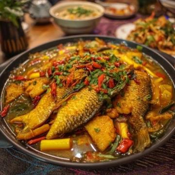 重慶美食攻略:火鍋江湖菜,街頭小吃探秘之旅