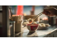 身為一位在昆明扎根五六年的資深吃貨，我踏足過無數美食勝地