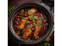 深圳龍崗區美食探索：粵菜、海鮮、國際風味一網打盡！
