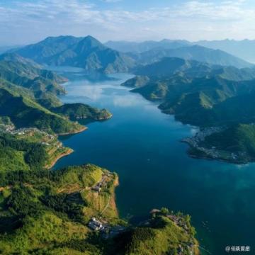 陸良白水塘一日游：自然風光與鮮美魚宴體驗