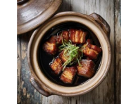 能分享你家鄉(xiāng)的美食嗎：鹽城八大碗之美味與文化