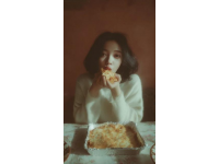 小時候爸媽把肉讓給我吃，如今他們依然舍不得享受好日子