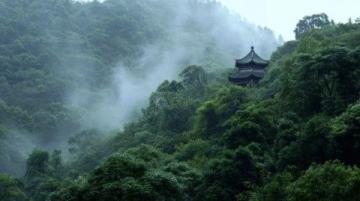 武漢旅游攻略：黃鶴樓、東湖風(fēng)景區(qū)必游景點(diǎn)推薦及美食指南