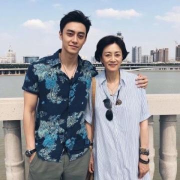 黃曉明分享青島特色美食，你嘗過哪些？