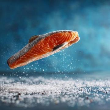 高磷食物推薦：堅果類、動物內臟、海鮮、粗糧類、奶制品等