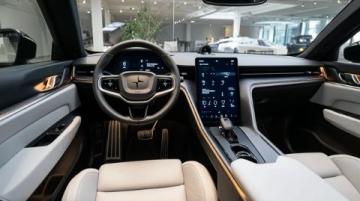 寶駿悅也Plus：反差萌新寵，26款新車中最耀眼的存在！