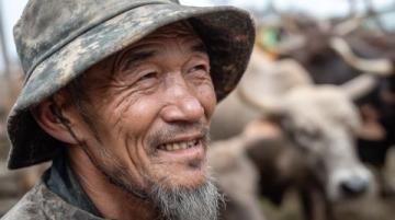 河北廊坊，男子獻血8次，卻在急用血時被告知獻血證過期，不能優先用血！男子不能