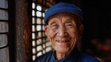 河北廊坊，男子獻血8次，卻在急用血時被告知獻血證過期，不能優先用血！男子不能