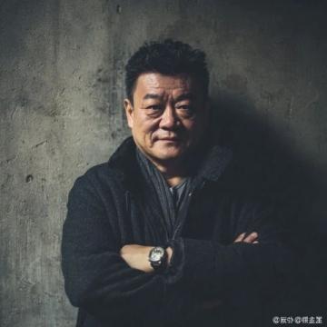 歡迎各位抖友！看鏡頭里的這位男士像不像西門慶？