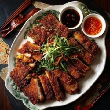 絕妙美味體驗：這款鹵制豬頭肉，外酥里嫩，香氣撲鼻，一次品嘗永難忘！