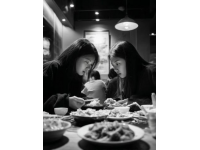 今天仍舊是吃粥配饅頭,粥的古文＂鬻＂，形象，妙！鬻，粥與鬲組合，上下偏旁