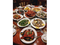 西湖畔黑珍珠西餐體驗(yàn)：青嵐餐廳的優(yōu)雅與美食之旅