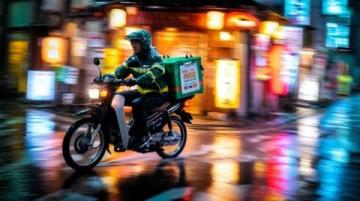 風雨無阻的外賣小哥:背后的辛酸與堅持