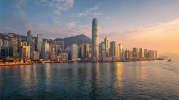 魅力香港之行:維港夜景、山頂鳥瞰與迪士尼夢幻之旅