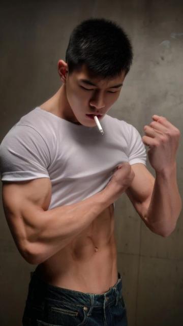 揭秘!腹肌達人曝肥娟隱藏技能,曾是縫紉高手令人驚訝