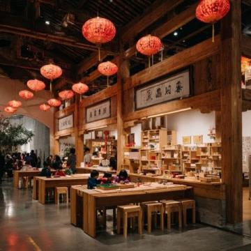 昆明盈江路超值小吃店,六天五訪的十元美食寶藏!