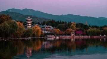 云南曲靖旅游攻略:必游景點(diǎn)推薦、特色活動(dòng)和旅行貼士