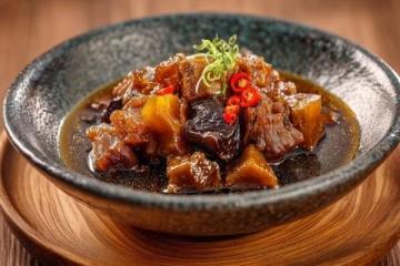 百年傳承，回味無窮的宮保雞丁傳奇