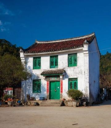 在徽州區黃山腳下，我們選擇了寨上村的一個農家樂來度過美好的一晚。
